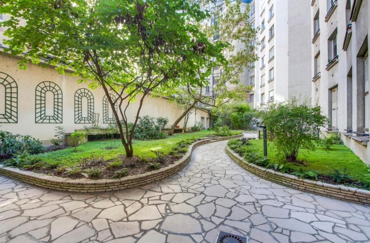 Appartement Superbe Luxueux Sur Victor Hugo Paris